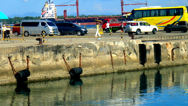 A look at the dock area in San Carlos City