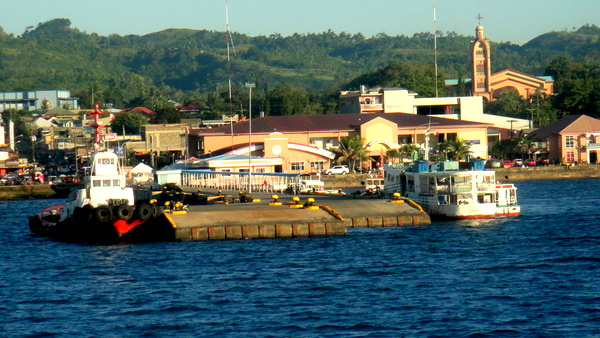Approaching the dock in Cebu