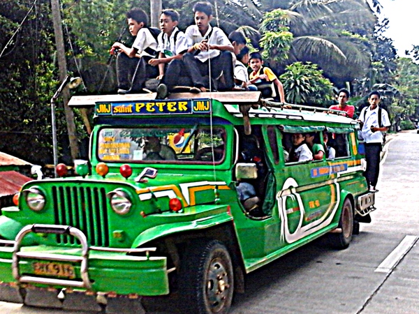Speeding Guimaras Jeepneys Crash; 17 injured
