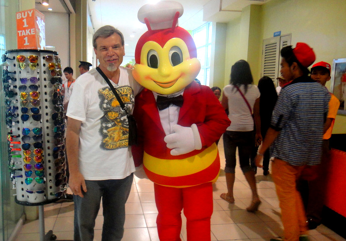 the kano and the jollibee mascot in bacolod city