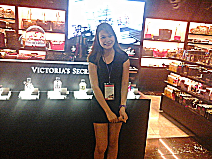 pretty pinay at Victoria's Secret, Terminal 3, Manila