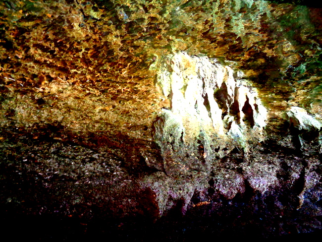 cave on island hopping tour in Guimaras