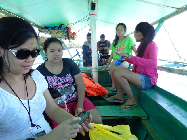 the island hoppers started their journey at Raymen Beach in Guimaras