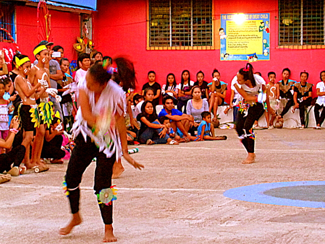 buluangan guimaras fiesta dancers