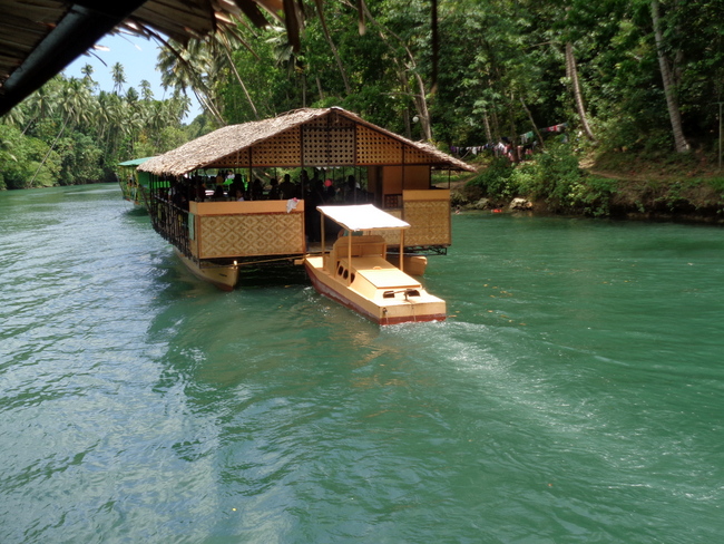 a lazy monday afternoon on the loboc river