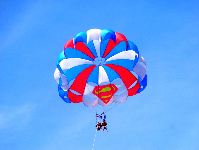 parasailing in boracay